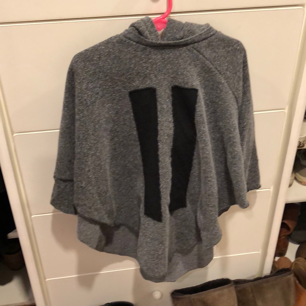 Hooded poncho